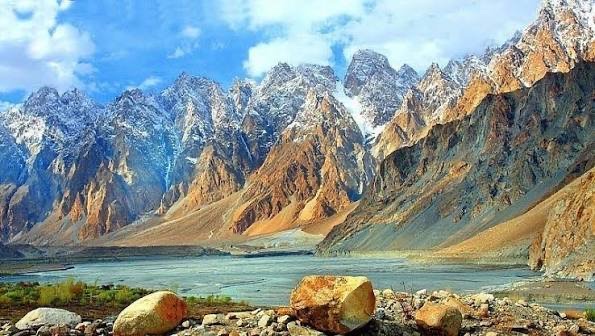 Hunza Honeymoon by Air, Gilgit-Baltistan