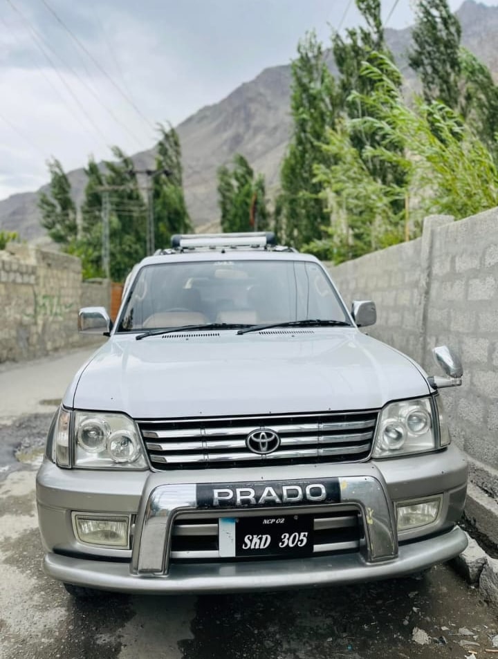 Toyota Prado (Down-Model), available in Gilgit-Baltistan